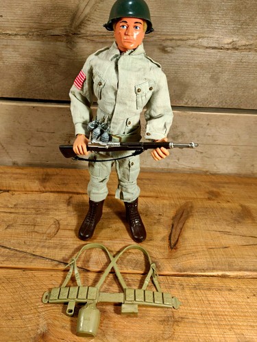 Vintage action man - action,