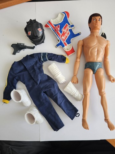 Vintage 1980 action man - 1980, space